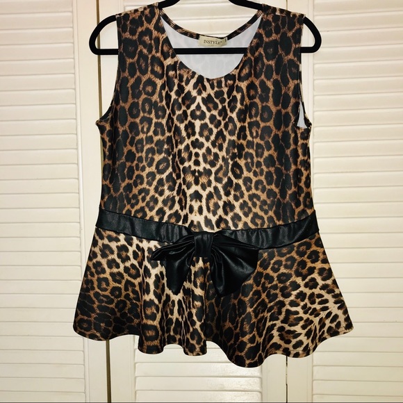 Tops - 3/20 Animal Print Top with Bow at Waist